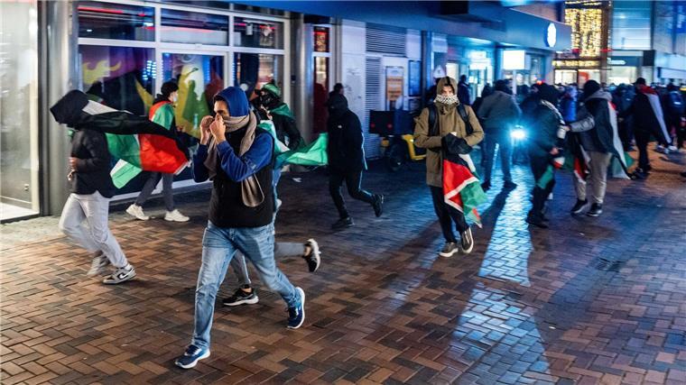 Bei den Attacken in Amsterdam wurden nach Behördenangaben 20 bis 30 Menschen verletzt, die meisten leicht. (Archivbild)