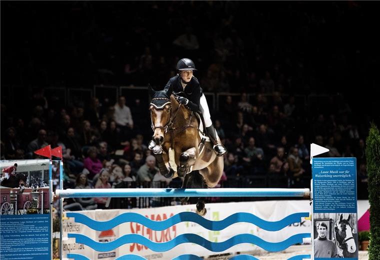 Reitsport zwischen Stillstand und Bewegung Bei den Braunschweiger Löwenclassics mischte die Zevenerin Mylen Kruse noch vorn mit. Aufgrund der Corona-Krise sind alle Reitturniere abgesagt.