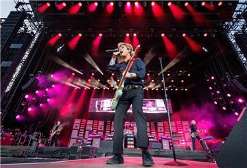 Bei den Festivals „Hurricane“ und „Southside“ im kommenden Jahr wird die US-amerikanische Rockband Green Day auf der Bühne stehen. (Archivbild)