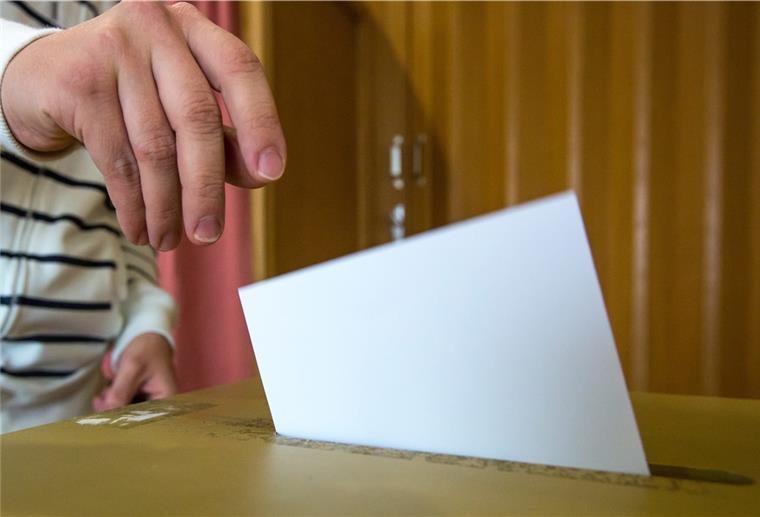 Für die meisten Bürgermeister im Kreis Rotenburg ist 2021 Schluss Bei den Kommunalwahlen stehen im Landkreis Rotenburg 2021 unter anderem der Landrat und mehrere hauptamtliche Bürgermeister zur Wahl.
