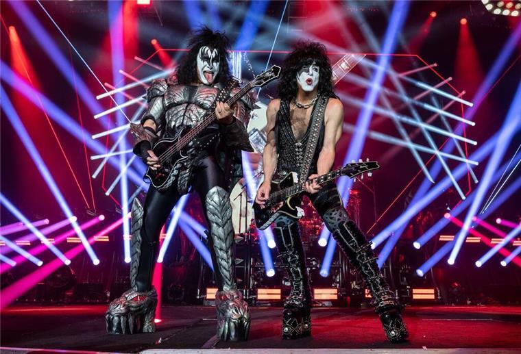 Bei der Abschiedstournee traten Kiss noch mit Make-up auf. (Archivbild)