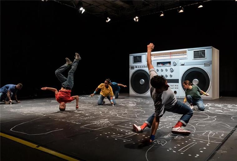 Tanzcompagnie führt Bremerhavener zurück zu den Hip-Hop-Wurzeln Hip-Hop