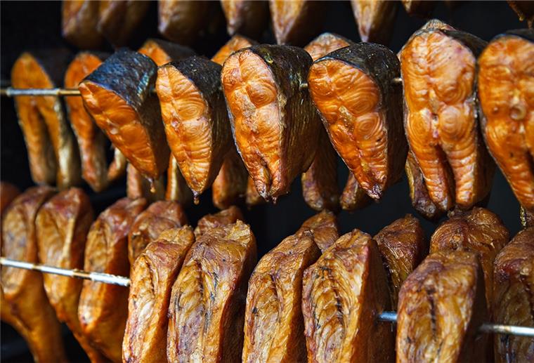 Frischer Räucherfisch