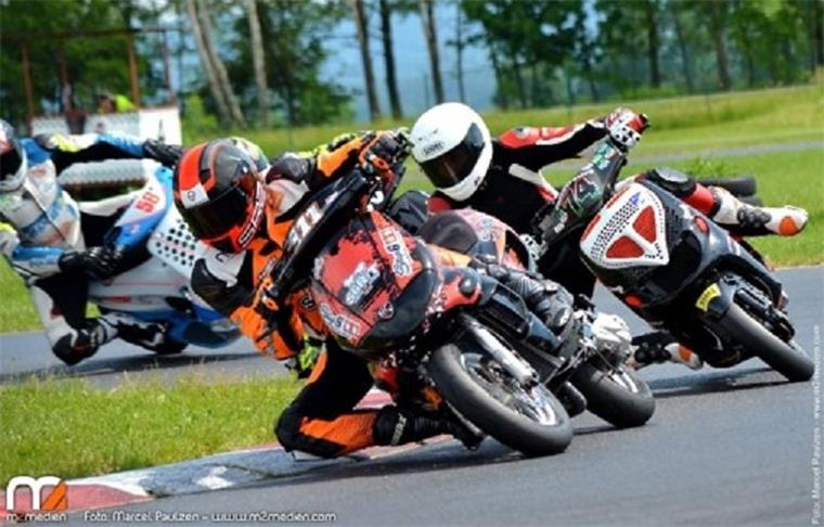 Bei der Rennserie "European Scooter Trophy" treten bis zu 85 Sportler gegeneinander an. 