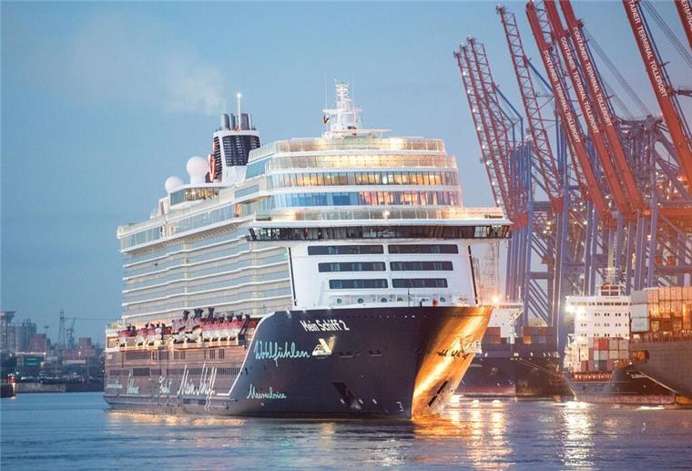 Kreuzfahrt-Hammer für Bremerhaven! AIDAsol und Mein Schiff 2 kommen zur Sail 2025 Bei der Sail 2025 wird einiges los sein in Bremerhaven: Auch die „Mein Schiff 2“ wird uns dann besuchen.