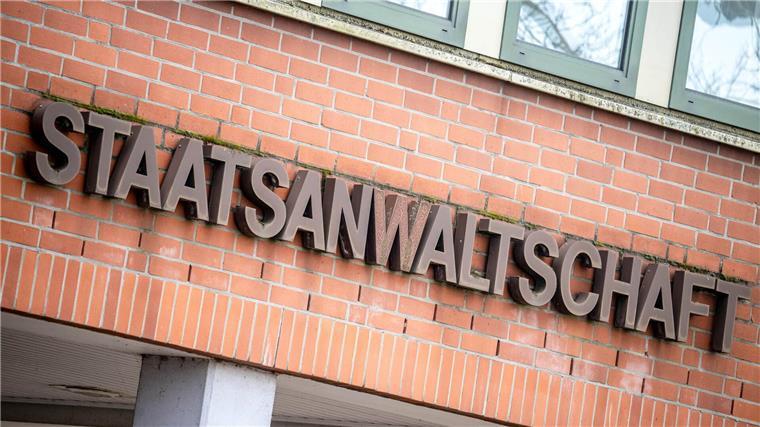Jahrelange Vergewaltigungen? - Polizei räumt Fehler ein Bei der Staatsanwaltschaft Verden wird wegen möglicher jahrelanger Vergewaltigung einer Frau ermittelt. (Archivbild)