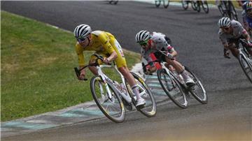 Bei der Tour de France trägt der Führende der Gesamtwertung das Gelbe Trikot.