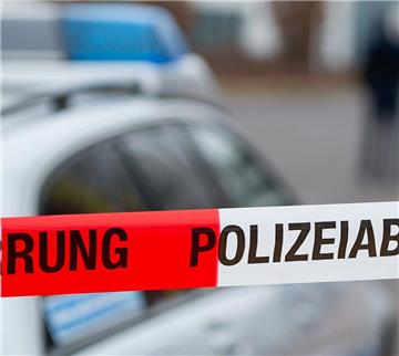 Bei einem schweren Verkehrsunfall nahe Scheeßel sind am Wochenende zwei Menschen erheblich verletzt worden.