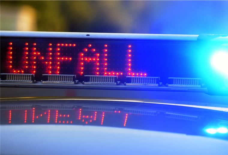 Hagen: Schwerer Unfall mit zwei Verletzten Bei einem Unfall auf der L135 gab es zwei Verletzte.