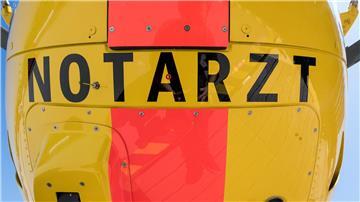 Bei einem Unfall mit einer Fünfjährigen an der Landesgrenze zu Niedersachsen war auch ein Rettungshubschrauber im Einsatz. (Symbolbild)