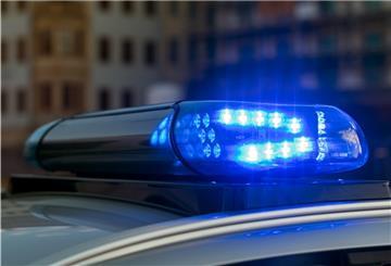 Bei einem Verkehrsunfall mit seinem landwirtschaftlichen Gespann hat ein 36-jähriger Mann am Donnerstagmorgen Glück im Unglück gehabt. Er blieb unverletzt. Das berichtet die Polizei.