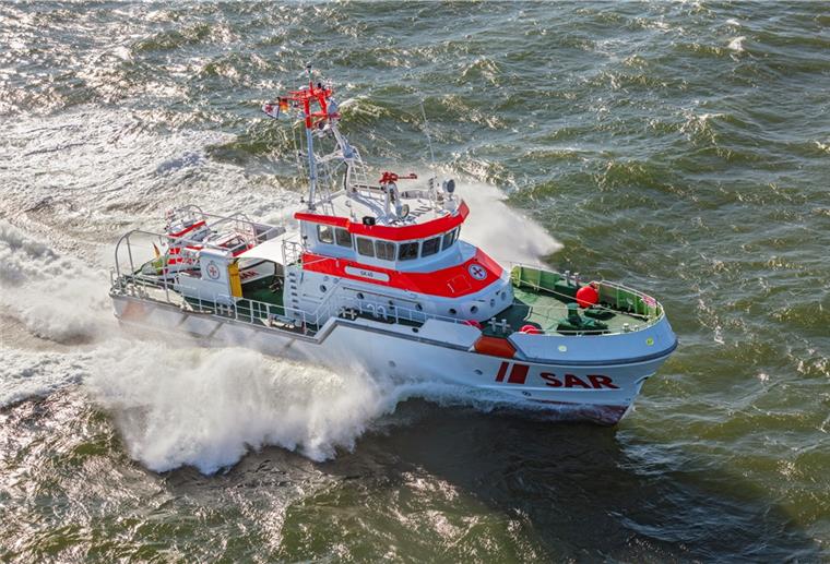 Schiff kollidiert mit Windkraftanlage - drei Verletzte Bei einer Kollision von einem Windparkschiff mit einer Windkraftanlage im Offshore Windpark Riffgrund 1 wurden drei Besatzungsmitglieder verletzt.