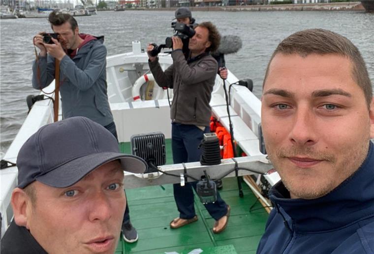 „Lottjen“ ist am Montag im Fernsehen Bei Filmteams begehrt: Bereits Anfang Juni hat ein Filmteam von "Arte" das Wassertaxi "Lottjen" gefilmt.