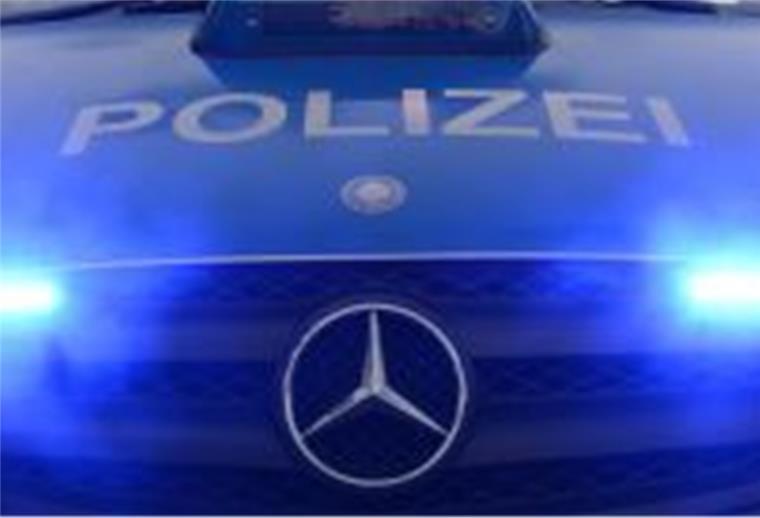 Vor der Fahrt zu tief ins Glas geschaut Symbolfoto Polizei