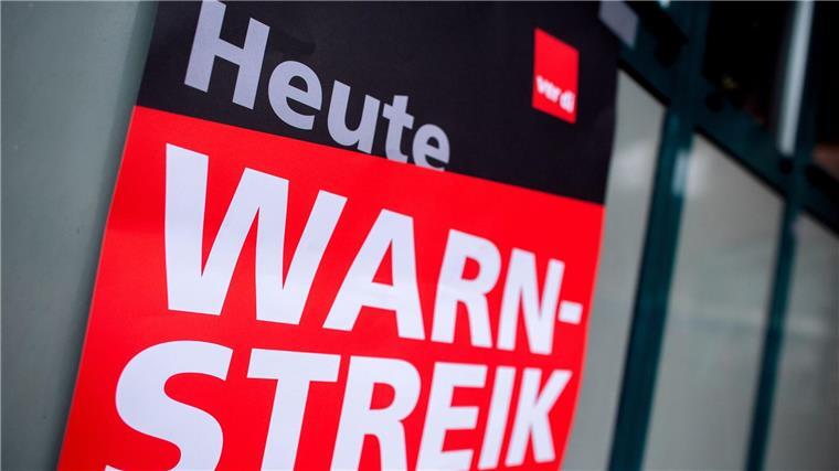 Warnstreiks treffen Kliniken im Nordwesten Bei mehreren Kliniken in Niedersachsen und Bremen kommt es zu Einschränkungen. (Symbolbild)