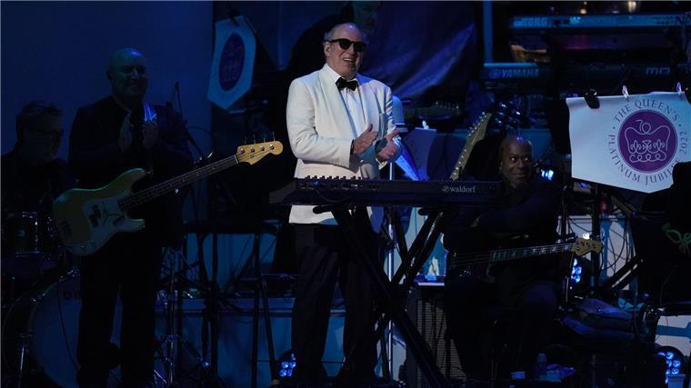 Lampenfieber war gestern: Hans Zimmer geht wieder auf Tour Bei seinen ersten Konzerten vor zehn Jahren litt Hans Zimmer noch an Lampenfieber.