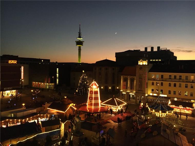 Bilderstrecke: Das sind die schönsten Fotos vom Weihnachtsmarkt Bremerhaven Bei solch einem Anblick bekommt selbst der größte Weihnachtsmuffel Lust aufs Fest.