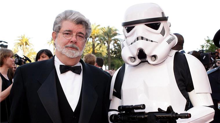 Bei „Star Wars: Episode III – Die Rache der Sith“ übernahm George Lucas zum letzten Mal selbst die vollständige kreative Kontrolle über einen „Star Wars“-Kinofilm.