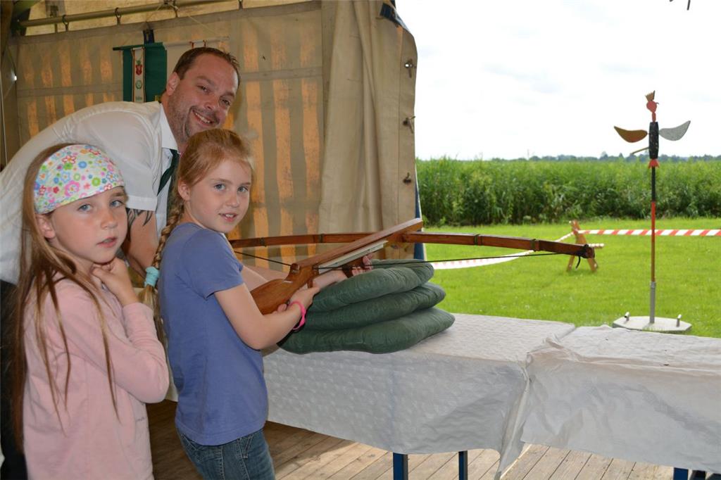 Beim Beerster Schützenfest wurden am Wochenende die neuen Majestäten ermittelt. Auch die Kinder wurden bestens unterhalten.