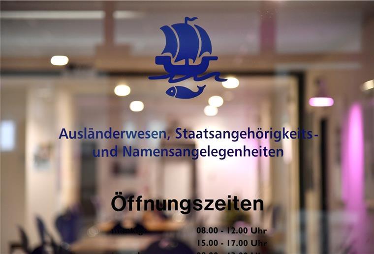 Bremerhaven ist ab Montag in Corona-Warnstufe 4 Beim Besuch von Ämtern oder Behörden gilt in Warnstufe 4 die 3G-Regel.