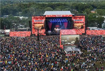 Beim Deichbrand-Festival haben rund 60.000 Besucher und Besucherinnen gefeiert - Der offizielle Aftermovie weckt Erinnerungen daran.