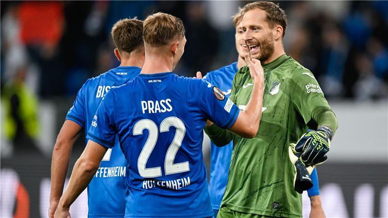 Hoffenheim in Porto wieder mit Jurasek und Berisha Beim FC Porto will sich Hoffenheim mit Torwart Oliver Baumann (r) schadlos halten.