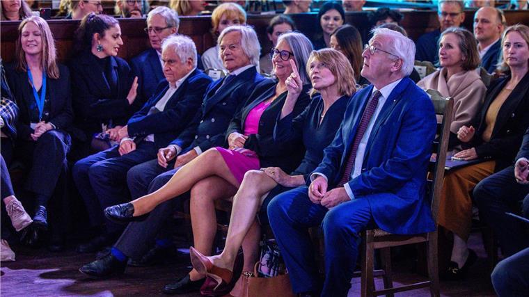 Beim Festakt der Stadt Lübeck zu Thomas Manns 150. Geburtstag.