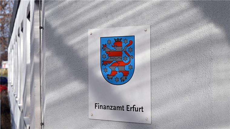 Finanzministerium warnt vor gefälschten Steuerbescheiden Beim Verdacht auf Fake-Steuerbescheide sollten Steuerpflichtige ihr Finanzamt um Überprüfung bitten. (Symbolbild)