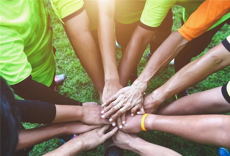 Mehr als nur Sport - Darum lohnt es sich, Mitglied in einem Sportverein zu sein Beim Vereinssport spielt das Wir-Gefühl eine große Rolle.