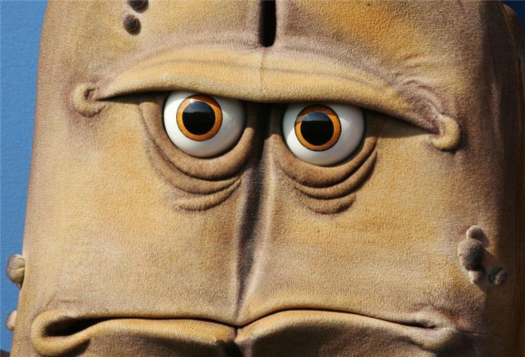 Mist! Jetzt muss er auch noch feiern: Bernd das Brot wird 25 Bernd das Brot bleibt sich treu.