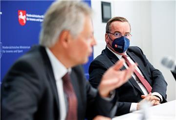 Bernhard Witthaut und Boris Pistorius.