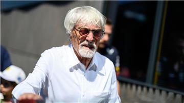 Bernie Ecclestone sieht keine Zukunft für Lewis Hamilton in der Formel 1.
