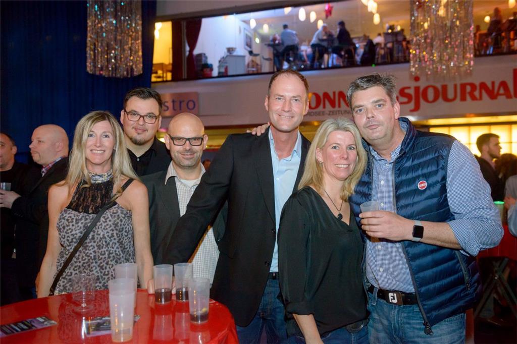 Beste Laune bei (von links) Katrin, Andre, Timo, Marc, Anja und Thomas. 