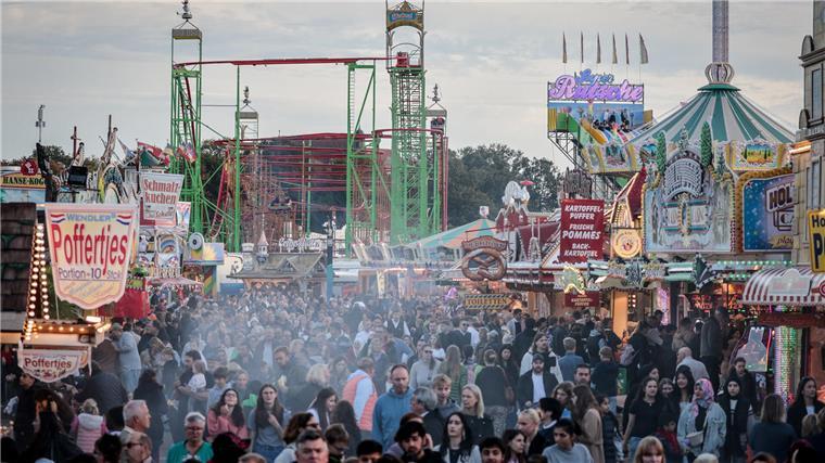 Gut 100 Messer auf dem Bremer Freimarkt eingezogen