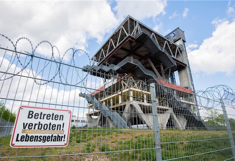 Expo 2000-Gelände: So sieht´s dort nach 20 Jahren aus "Betreten verboten! Lebensgefahr!" – Viel ist von den Pavillons der Weltausstellung Expo 2000 in Hannover nicht geblieben.