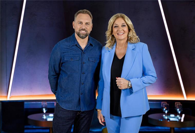 Steven Gätjen wird fester Co-Moderator der „NDR Talk Show“ Bettina Tietjen moderiert künftig gemeinsam mit Steven Gätjen die „NDR Talk Show“.