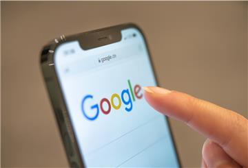 Bewertungen bei Google haben Konsequenzen. Ein Unternehmer aus dem Cuxland beklagt, dass in letzter Zeit viele falsche Negativ-Rezensionen dazu führen, dass sein Unternehmen in der Suchmaschine nach hinten rutscht.