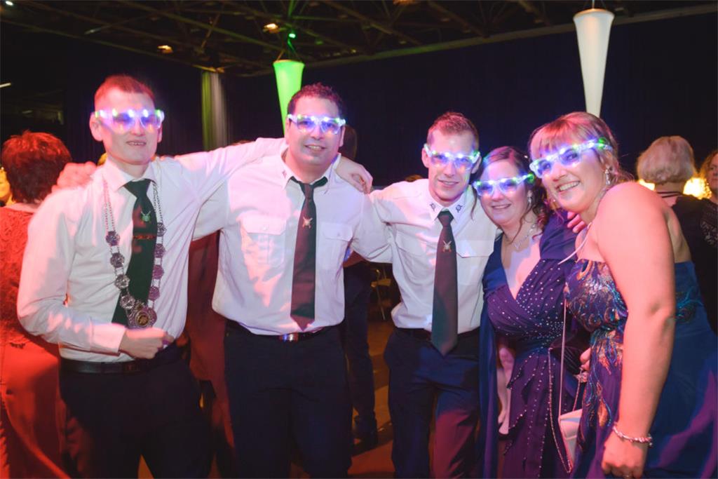 Bezirksschützenball in der Stadthalle Bremerhaven. Foto: Schimanke