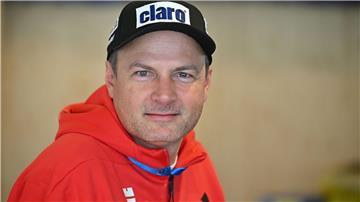 Biathlon-Sportdirektor Felix Bitterling sieht viel Arbeit vor dem Team.
