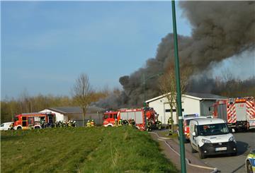 Brand im Stoteler Gewerbegebiet: Schaden von 500.000 Euro