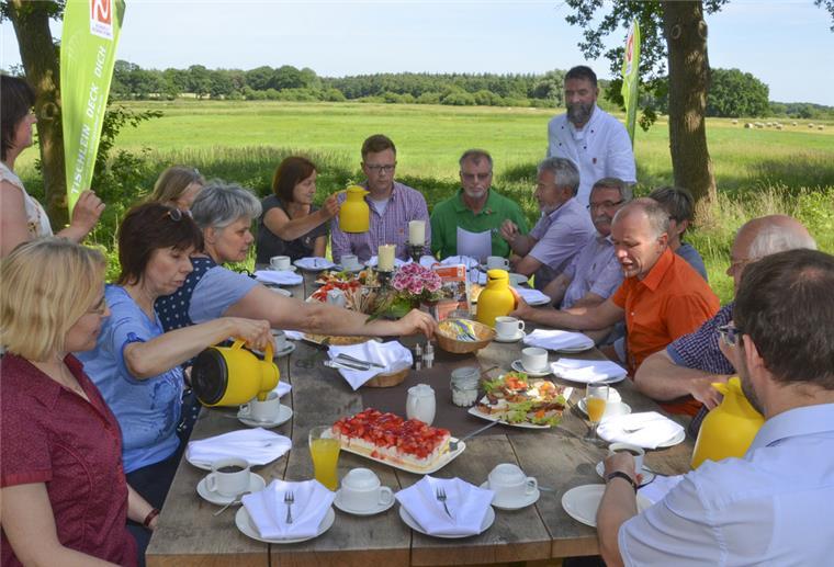 Rotenburg: Wandern auf den Nordpfaden Picknick Pause Wanderung Nordpfade