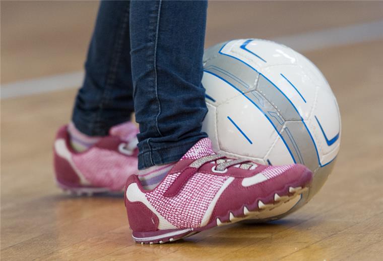 Bremer Vereine wollen Mädchen für Fußball begeistern Bremer Vereine wollen Mädchen für Fußball begeistern