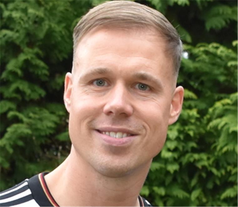 Bremerhavener Fans in Katar: Acht WM-Spiele in vier Tagen Dennis Jesionek