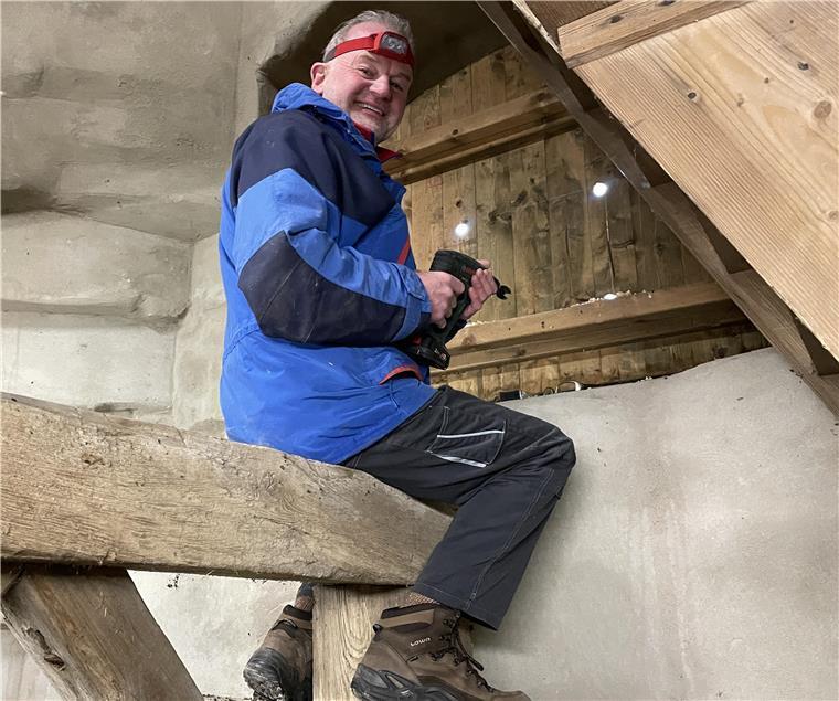 Hoch hinaus für den Artenschutz: Weshalb dieser Mann ständig Kirchtürme besteigt Hoch hinaus für den Artenschutz: Weshalb dieser Mann ständig Kirchtürme besteigt