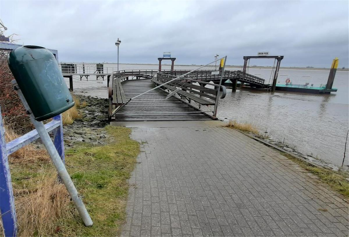 Randale am Strand: Pier in Nordenham gesperrt Randale am Strand: Pier in Nordenham gesperrt