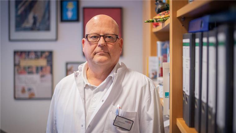 Wenn’s beim Wasserlassen nicht mehr funktioniert - das sagt der Experte aus dem Cuxland Dr. Marius Bolten