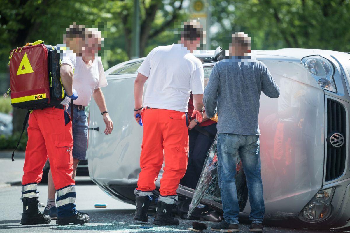 Bremerhaven: Ein Verletzter bei Zusammenstoß auf der Hafenstraße Bremerhaven: Ein Verletzter bei Zusammenstoß auf der Hafenstraße