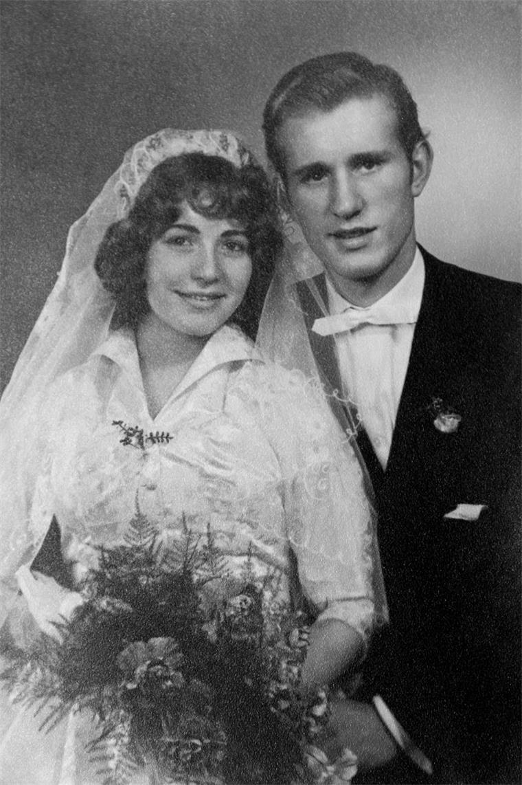 Diamantene Hochzeit: Das Brautpaar von der Fähre