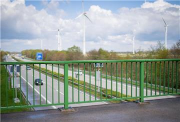 Autobahnbrücke