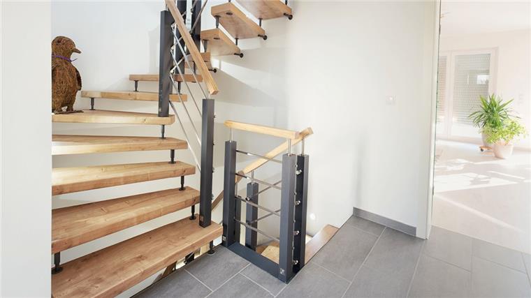 Renovieren statt neu bauen - nachhaltig und chic! Renovieren statt neu bauen - nachhaltig und chic!